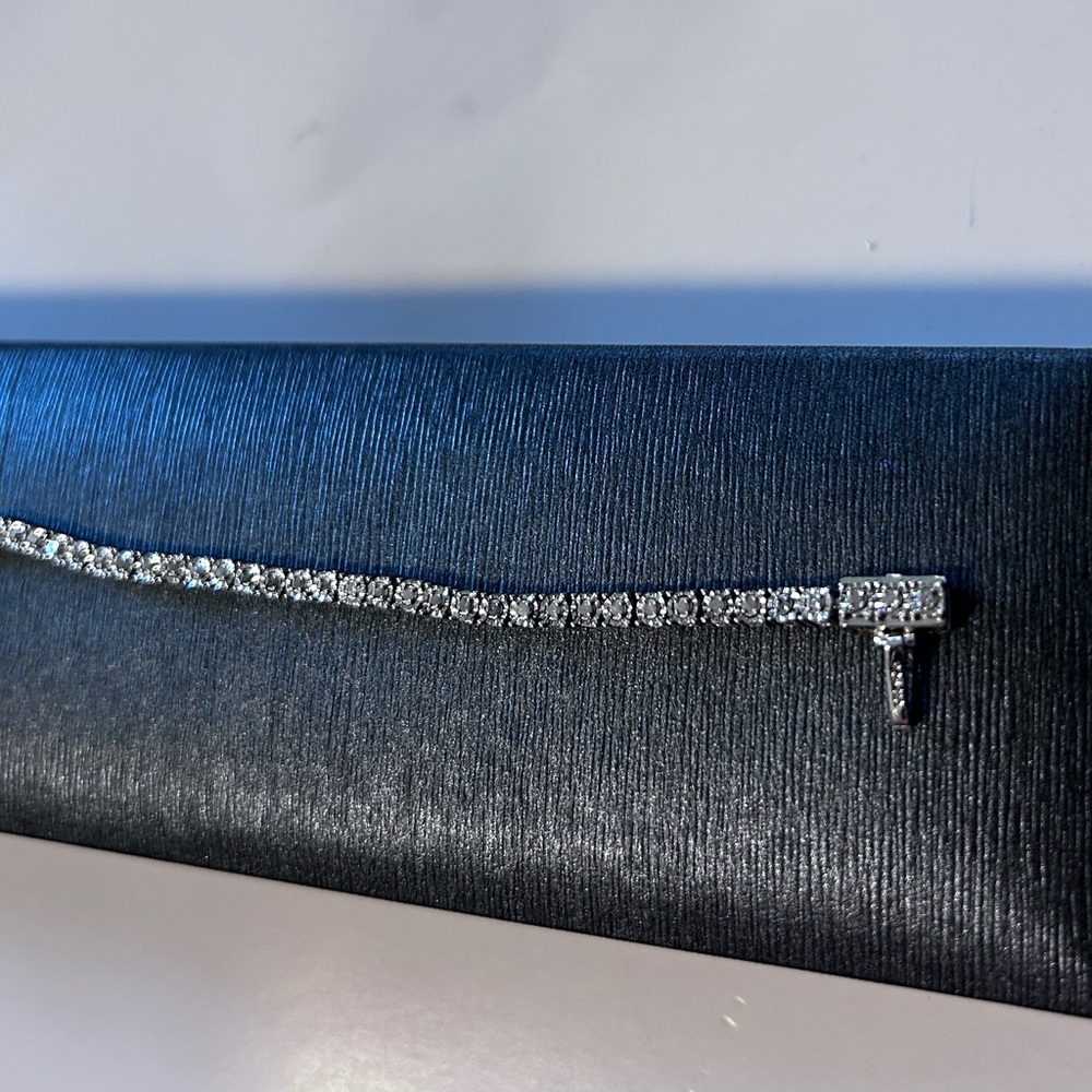 Women’s Diamond Bracelet